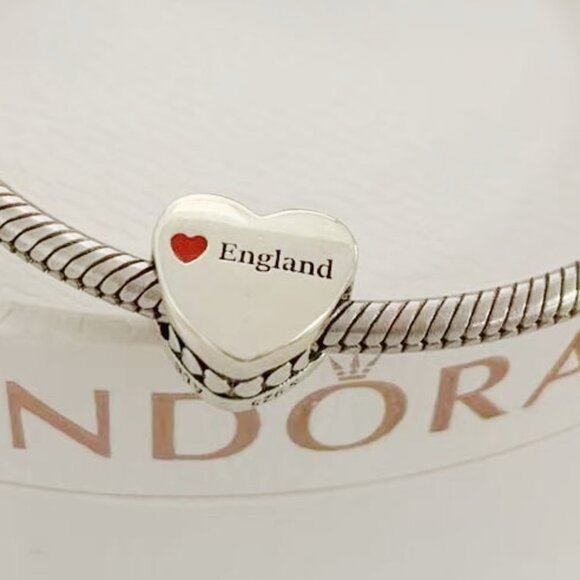 Pandora England Flag Exclusive Heart Charm Bead - Picture 2 of 2